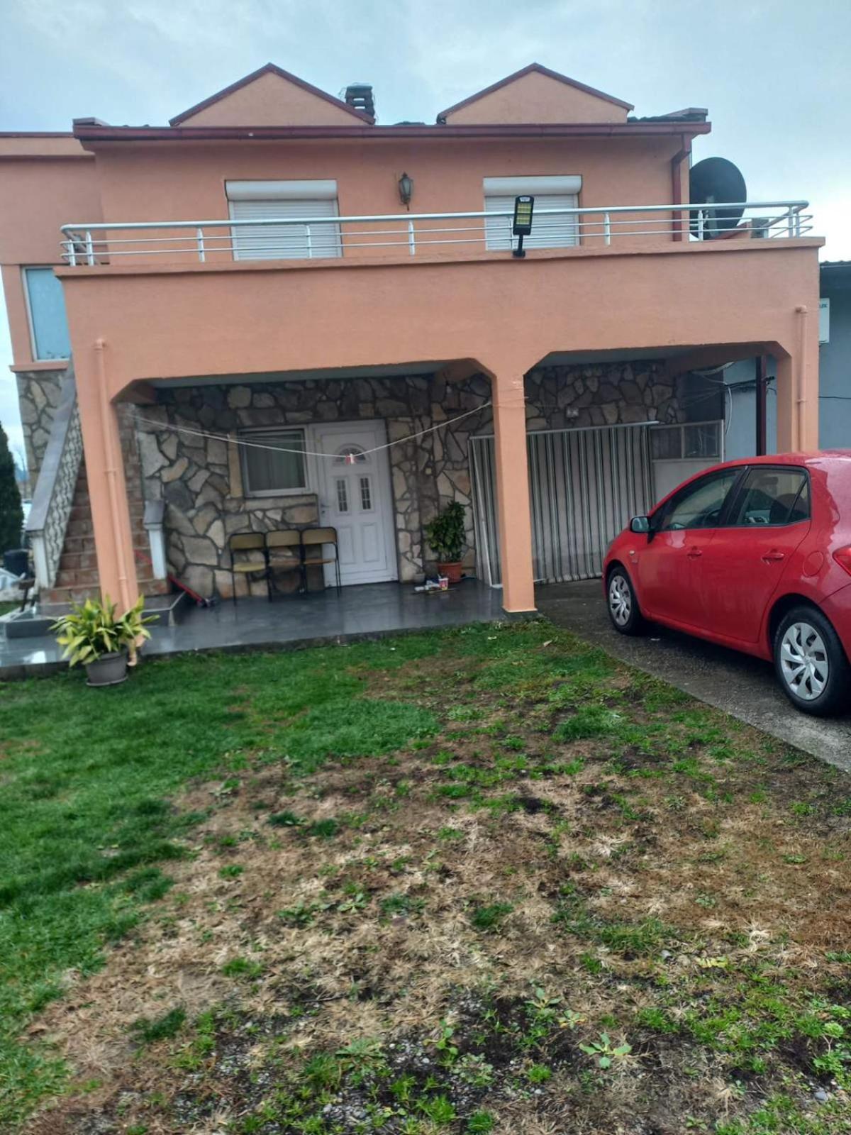 Albergue Traveler'S Rest - Near Podgorica Airport Mitrovici  Exterior foto